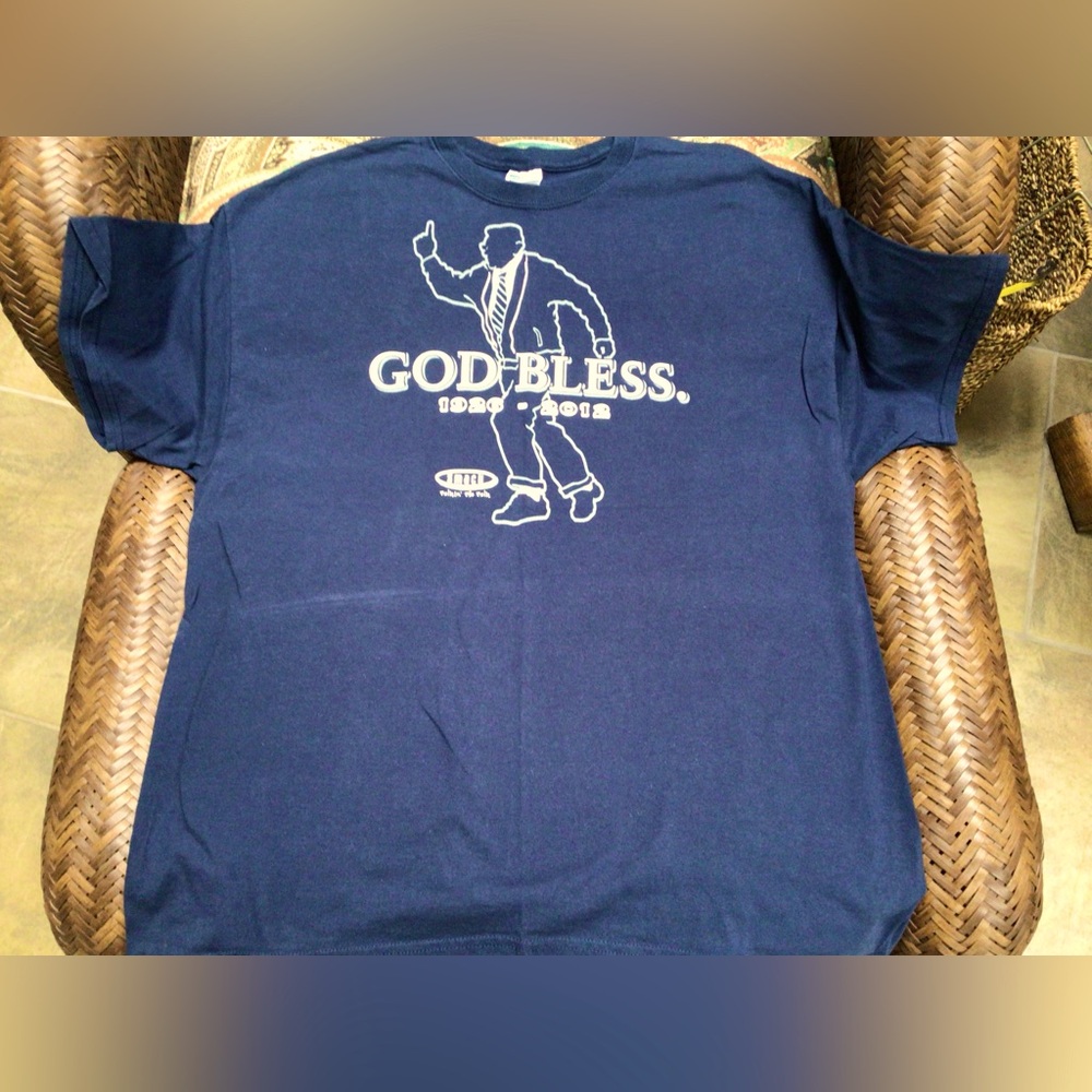 Gildan men’s Penn State T-shirt. NWOT.